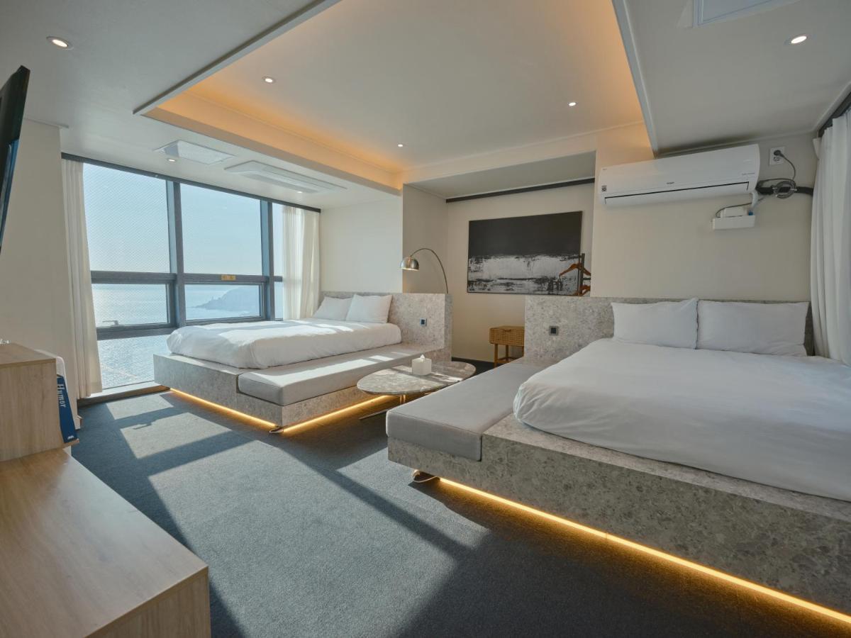 בוסאן Uh Suite The Haeundae מראה חיצוני תמונה
