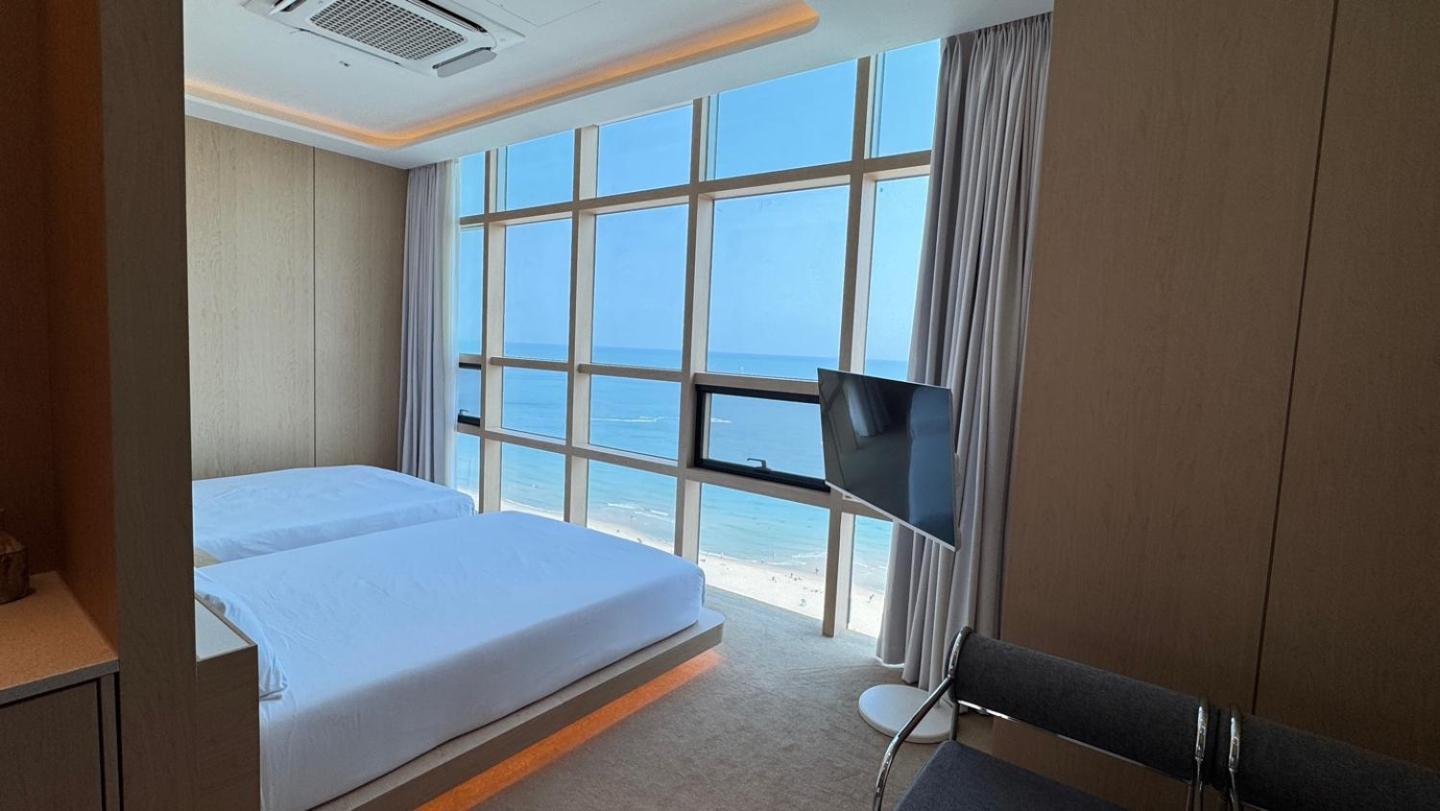 בוסאן Uh Suite The Haeundae מראה חיצוני תמונה